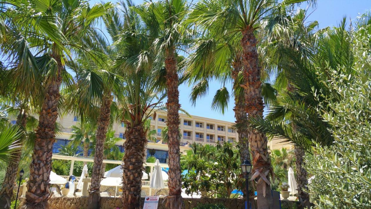 Oscar Beachfront Resort & Spa & Casino Cirénia Exterior foto